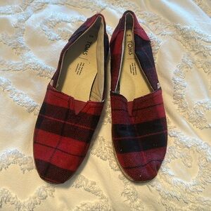 Size 9 Toms